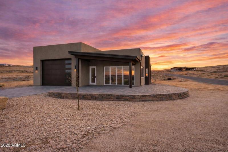 12 Sumner Cove - Staged-3 (2)