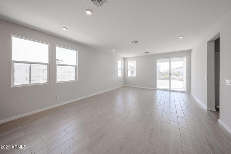 13_Lot 06-Teravalis_Buckeye-AZ-Home-For-