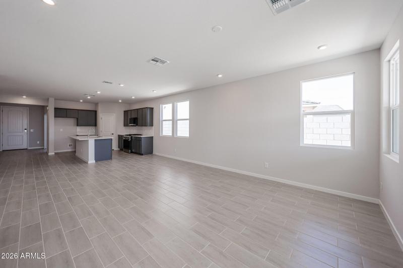 17_Lot 06-Teravalis_Buckeye-AZ-Home-For-