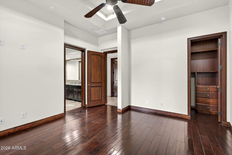 Bedroom 5 - Addtional View