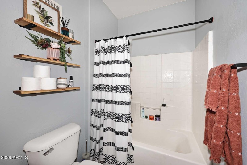 Primary Bath-Tub
