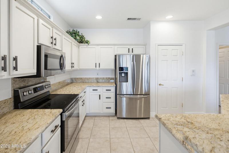15932 W Summerwalk Dr (new)-23