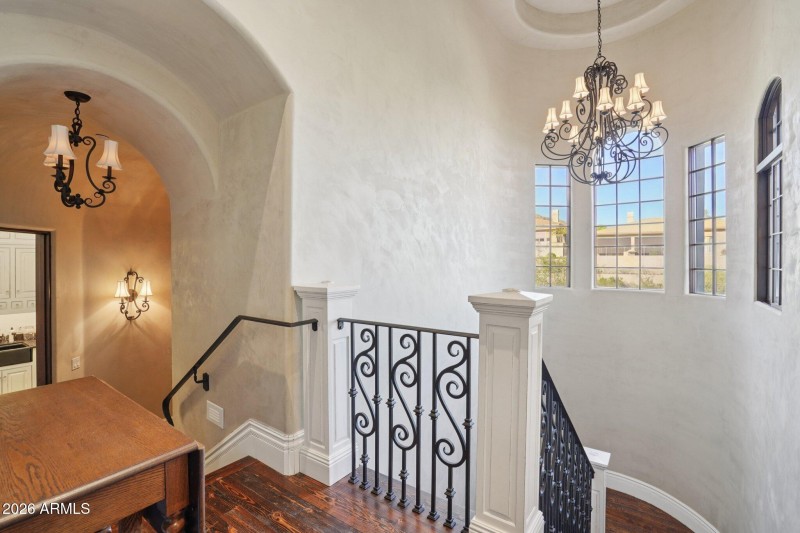 44-web-or-mls-S 1st St-S1604-057