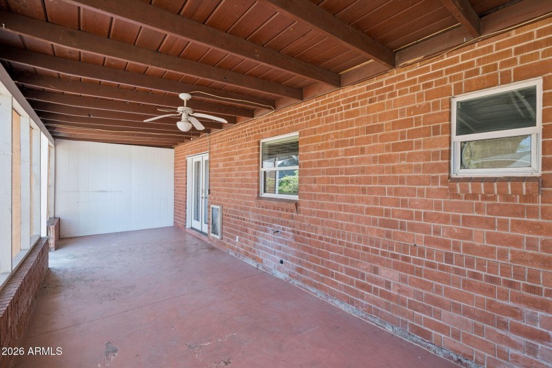 34-web-or-mls-1802-e-missouri-ave