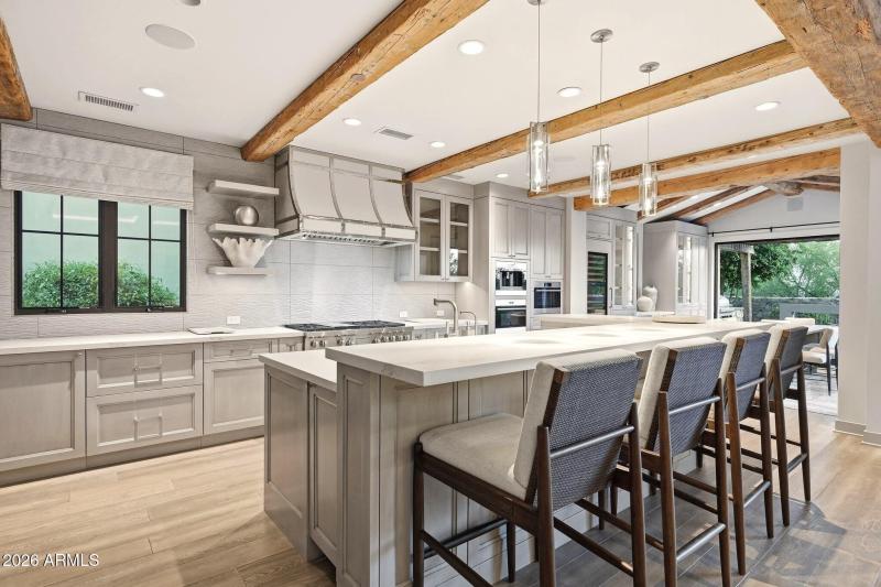 010_Kitchen