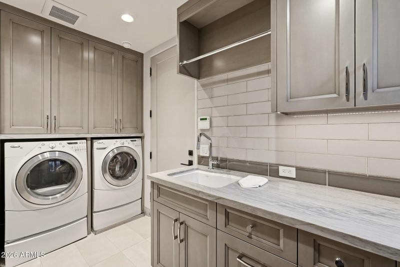 024_Laundry Room