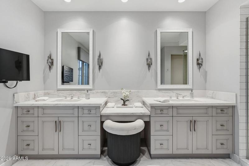 029_Primary Ensuite