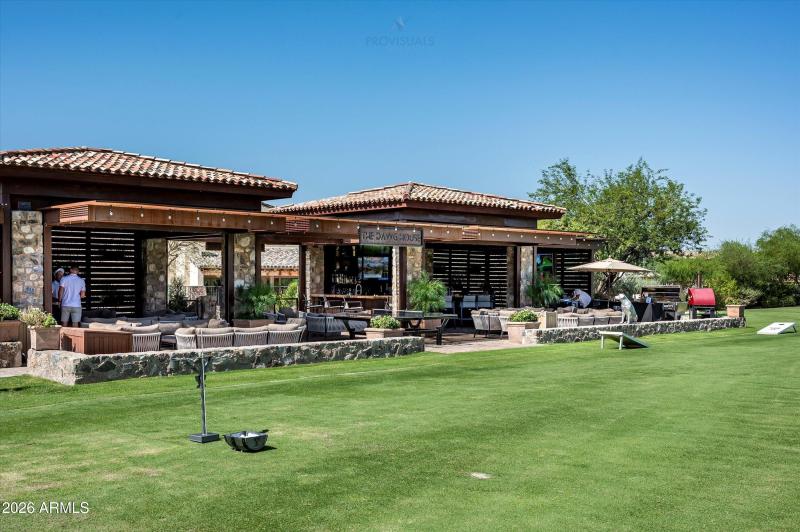 074_Clubhouse