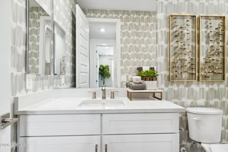 Stork-First Floor Secondary Bath