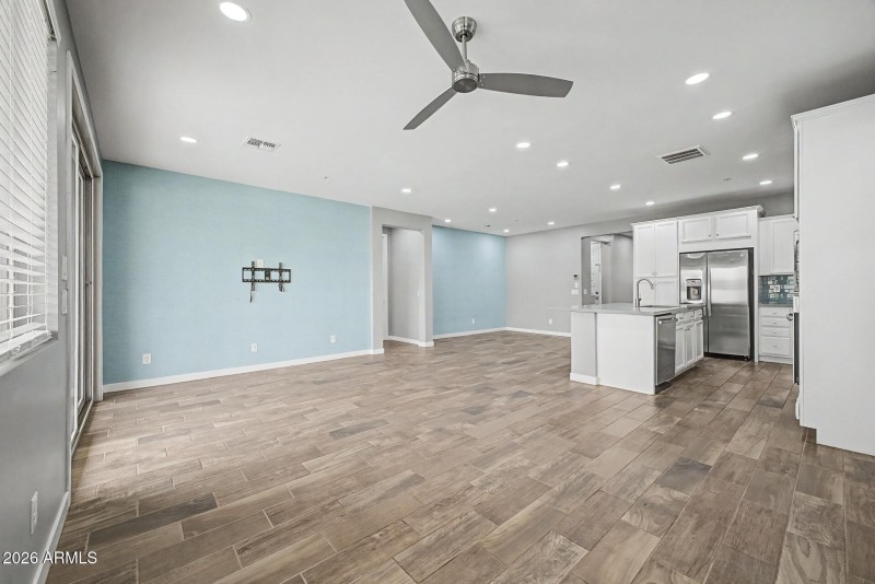 10 Loma Vista