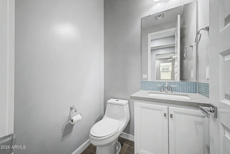 17 Loma Vista