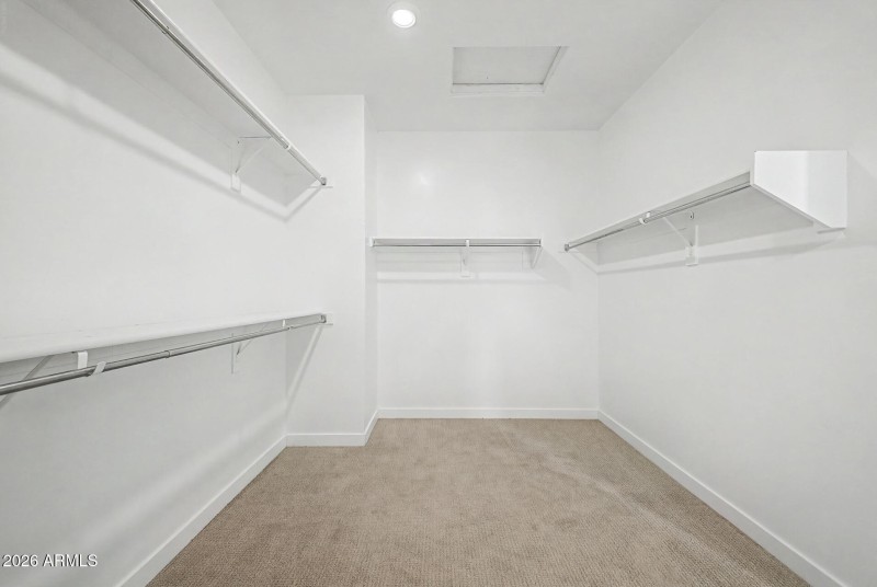 28 Loma Vista
