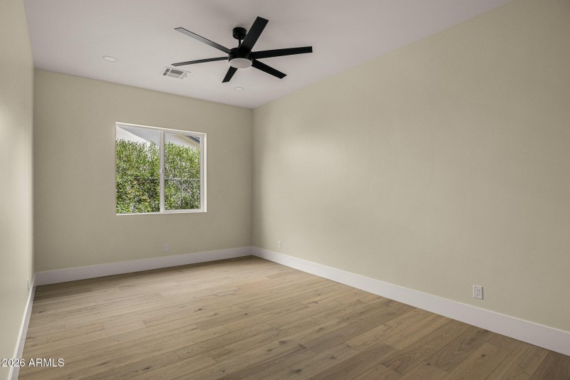 guest bedroom1