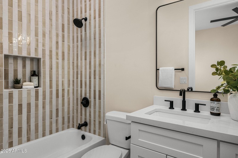 guest bath2_1