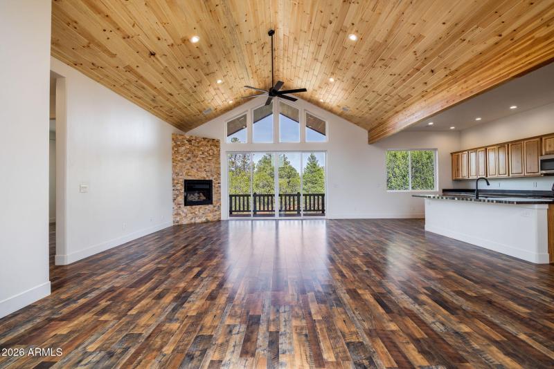 2759PantherCir-Overgaard-AZ-7