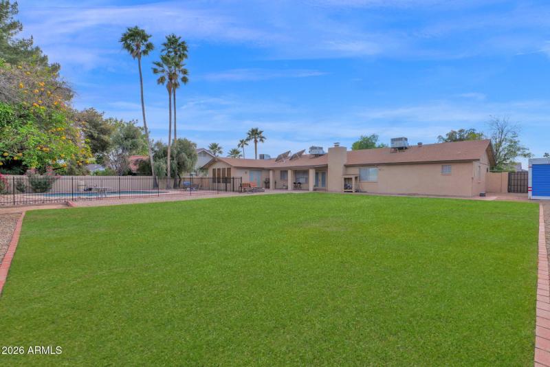 47-web-or-mls-P1615382
