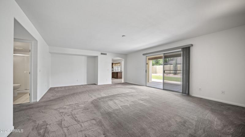6620 W Redfield Rd - 9