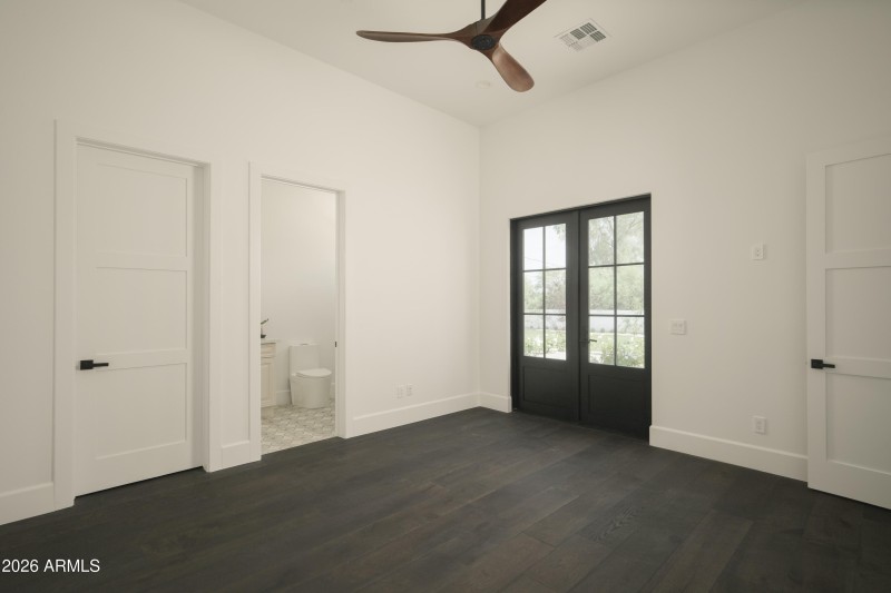Ensuite