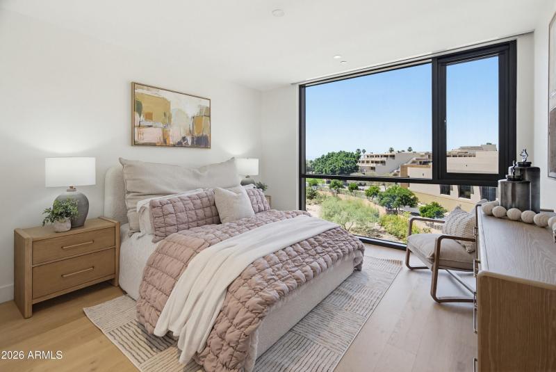 B405 Master Bedroom
