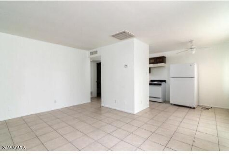 1 bedroom living area