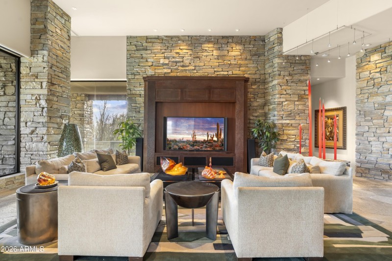 018_Living Room