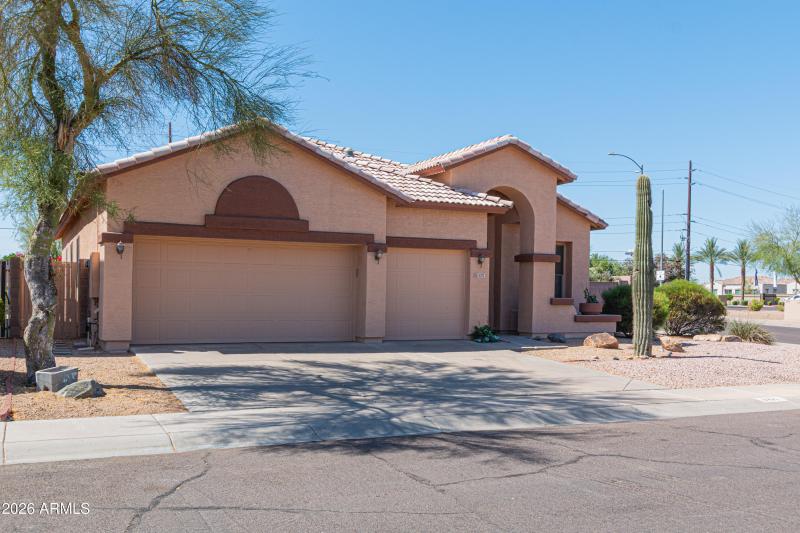 Blaine-3317 W Via Del Sol Dr