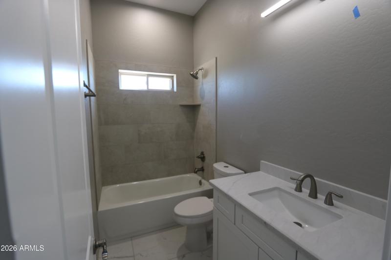 2nd Bathroom