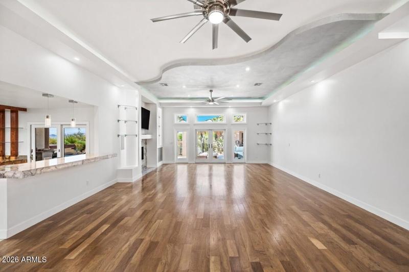 Grand Living Space
