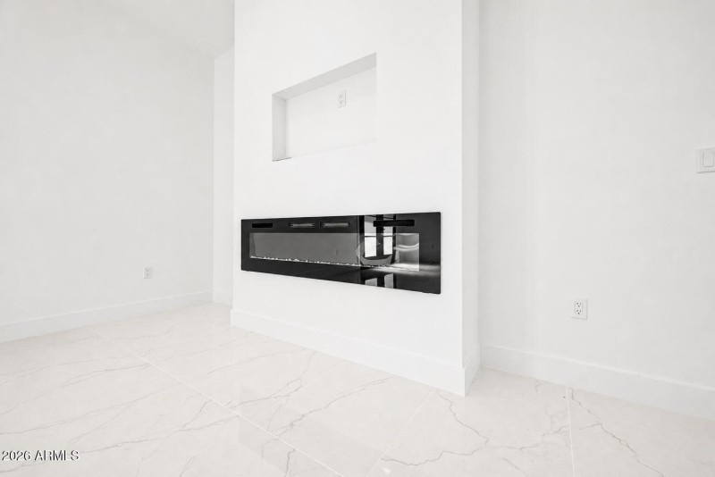Living Room - 3