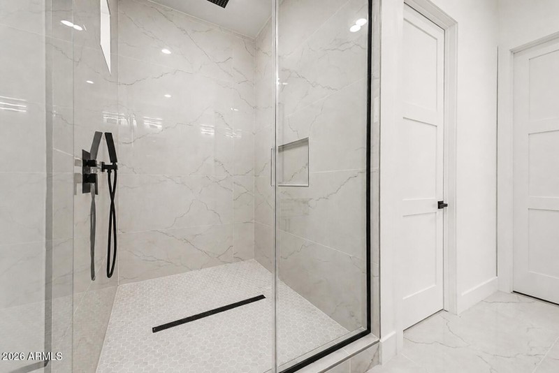 Master Bathroom - 3