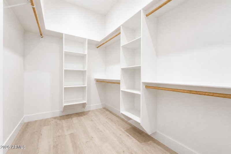 Master Walk In Closet