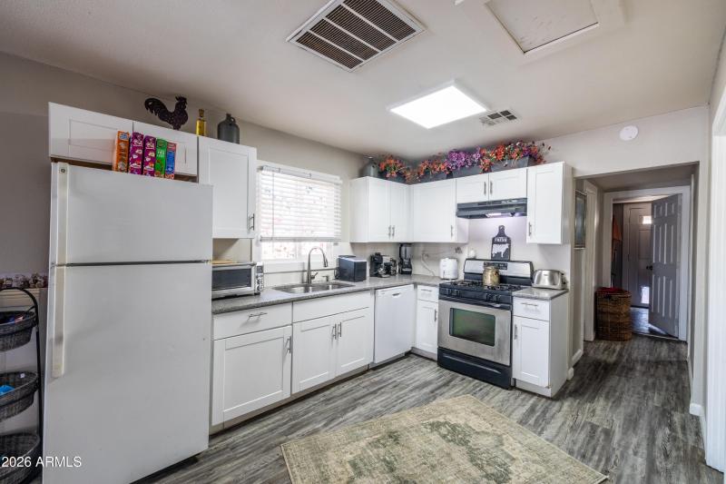 6739 N 61st Ave - Cody Leslie - 2026-5