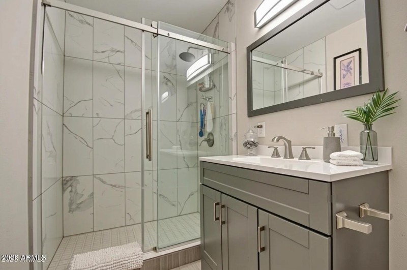 Bathroom 2-pic 1