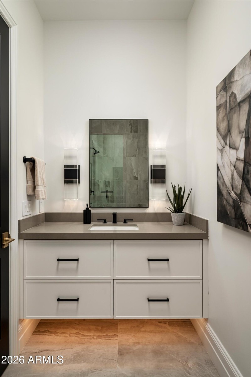 Guest Suite III En Suite Bath
