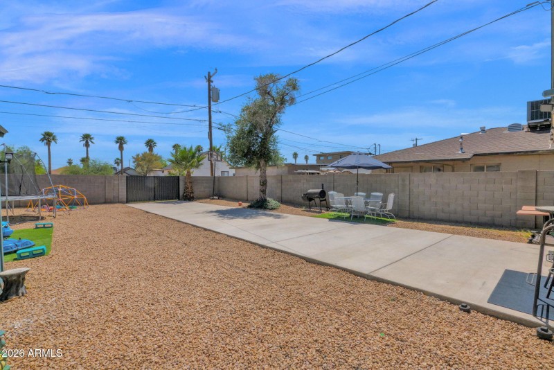 25-web-or-mls-P1648001