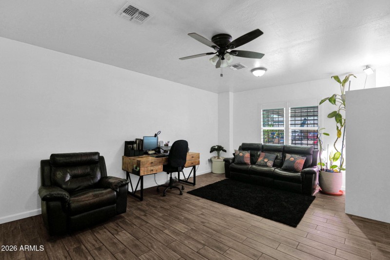 18-web-or-mls-P1647992