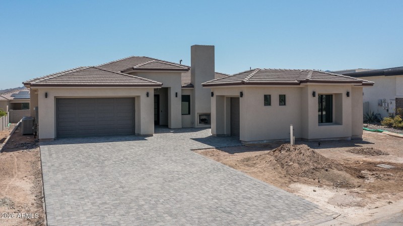 67) FRONT OF HOME