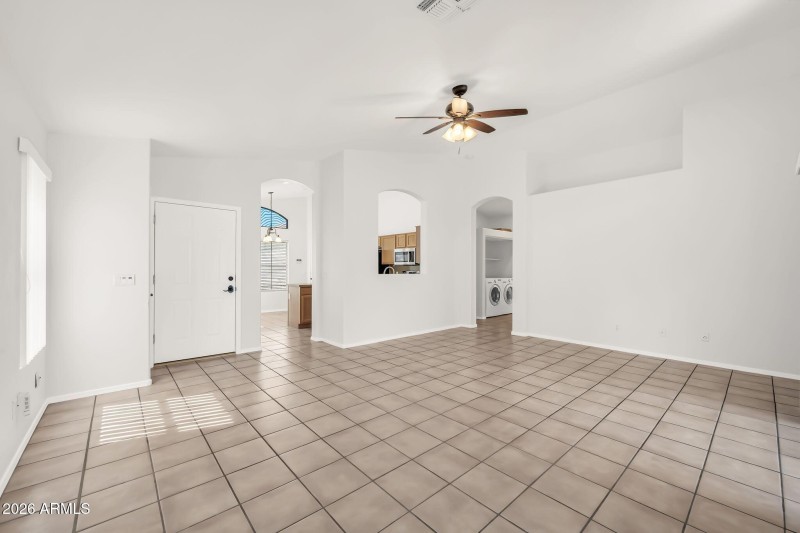 1284 W Kingbird Dr-6