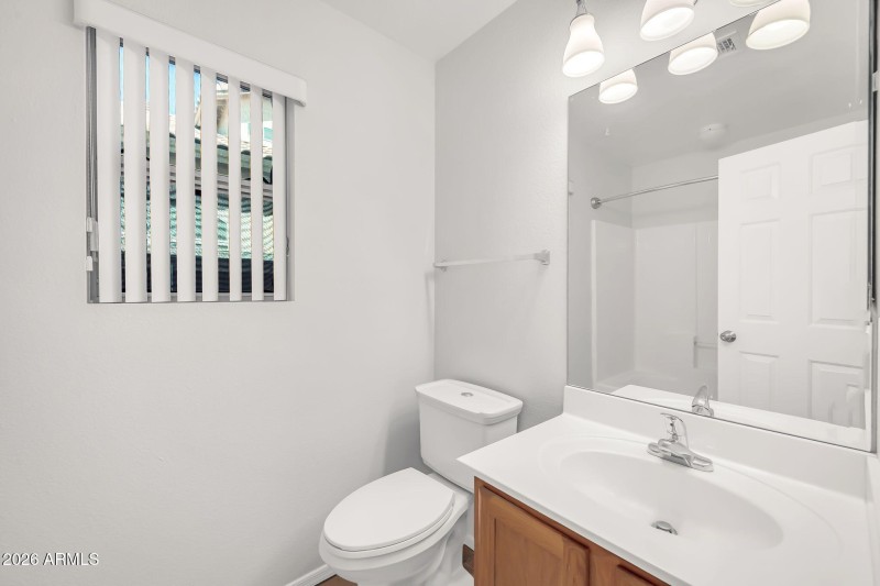 1284 W Kingbird Dr-24