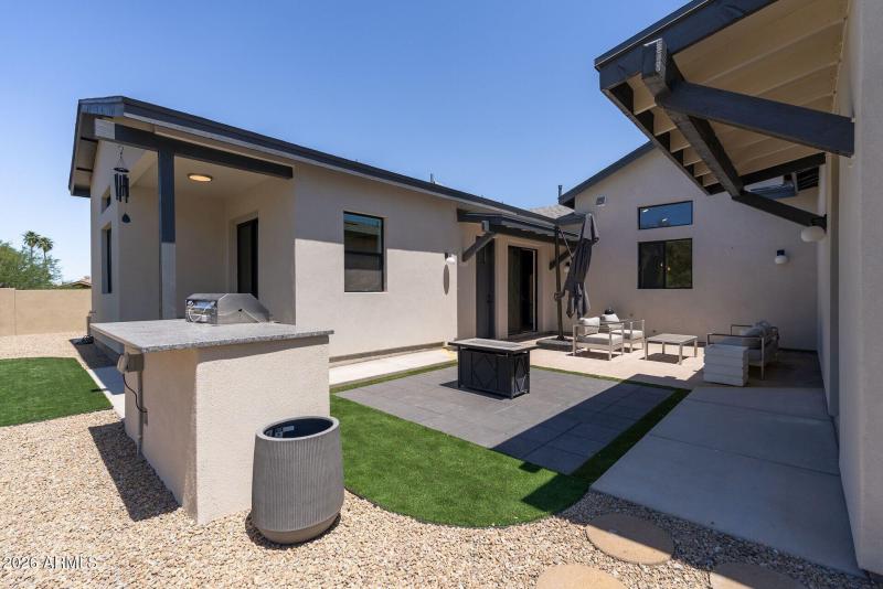 28th Patio to House