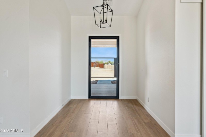 6-web-or-mls-13653-e-aloe-vera-dr - Copy
