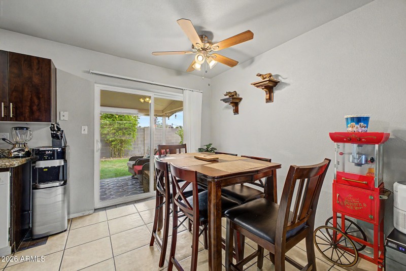 Unit 2 - Dining Area14 - Almeria