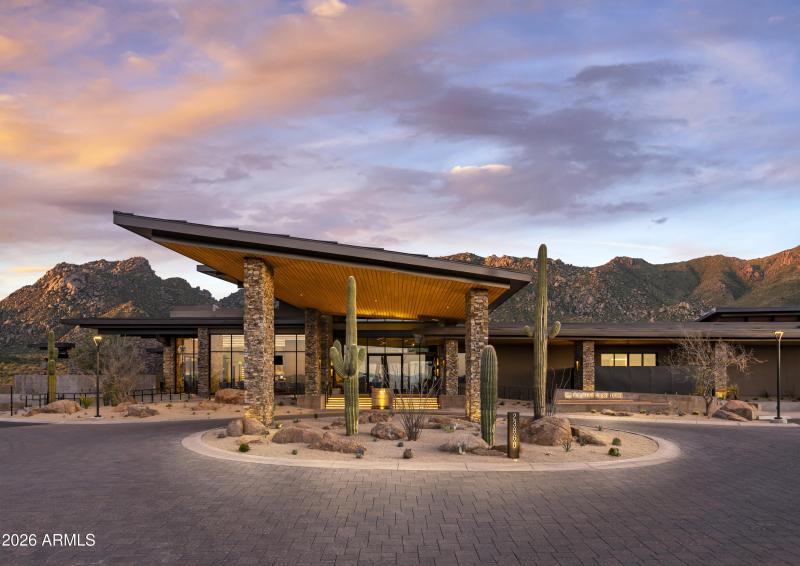 Mountain House Lodge Exterior 4