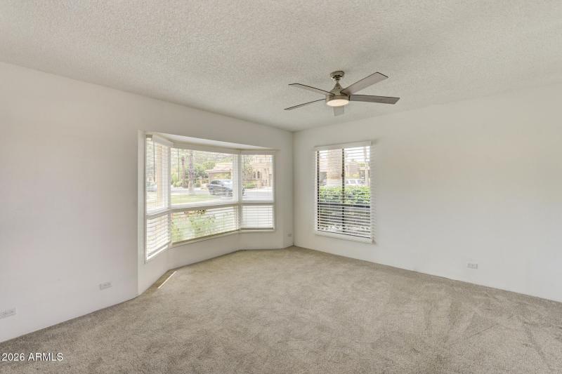 1001 E Becker Ln-10