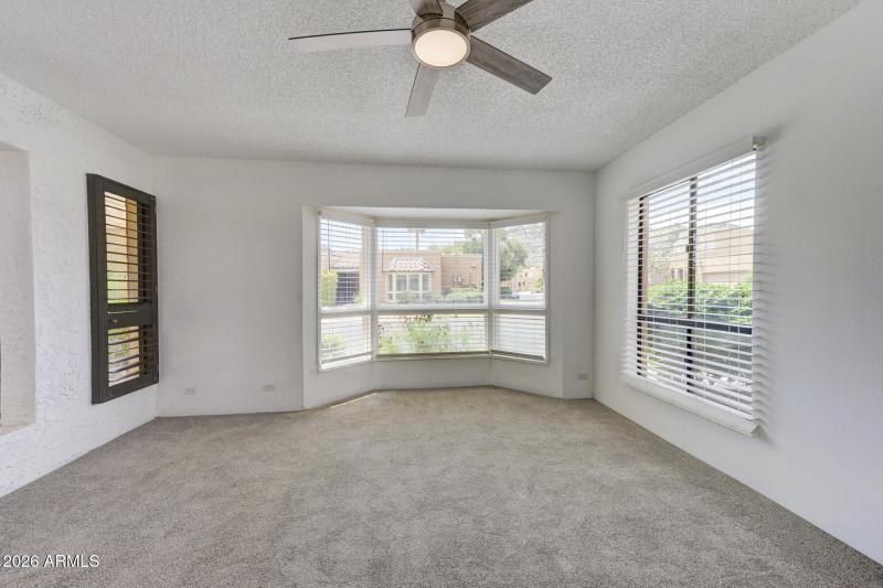 1001 E Becker Ln-11