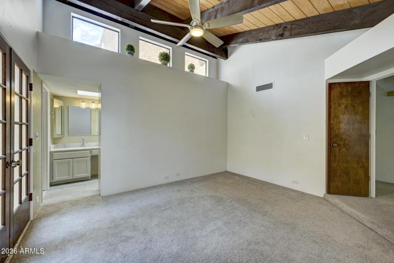 1001 E Becker Ln-25