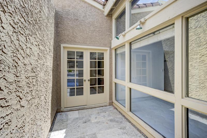 1001 E Becker Ln-38