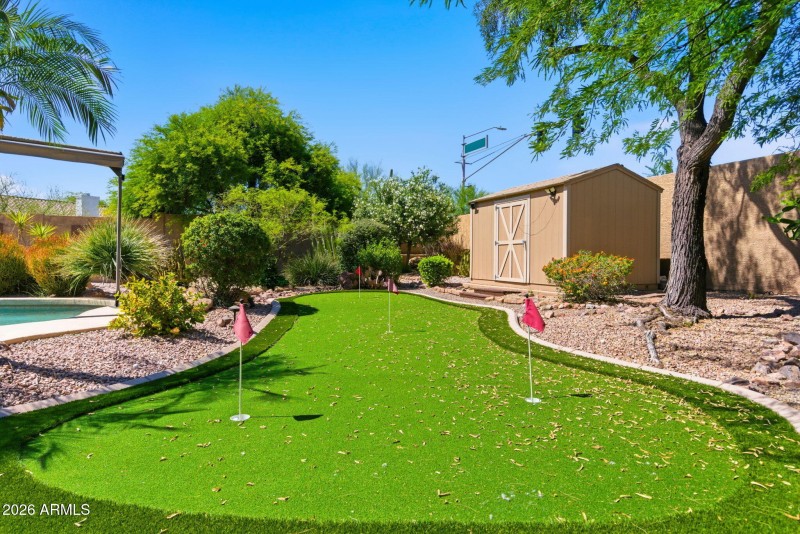 Putting green