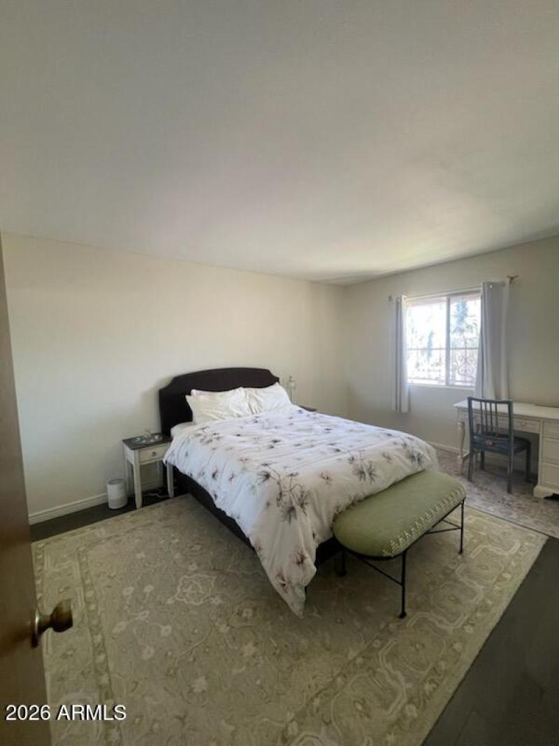 BEDROOM 1 (1)