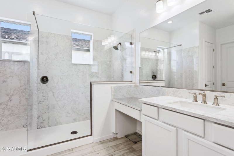 Primary bath